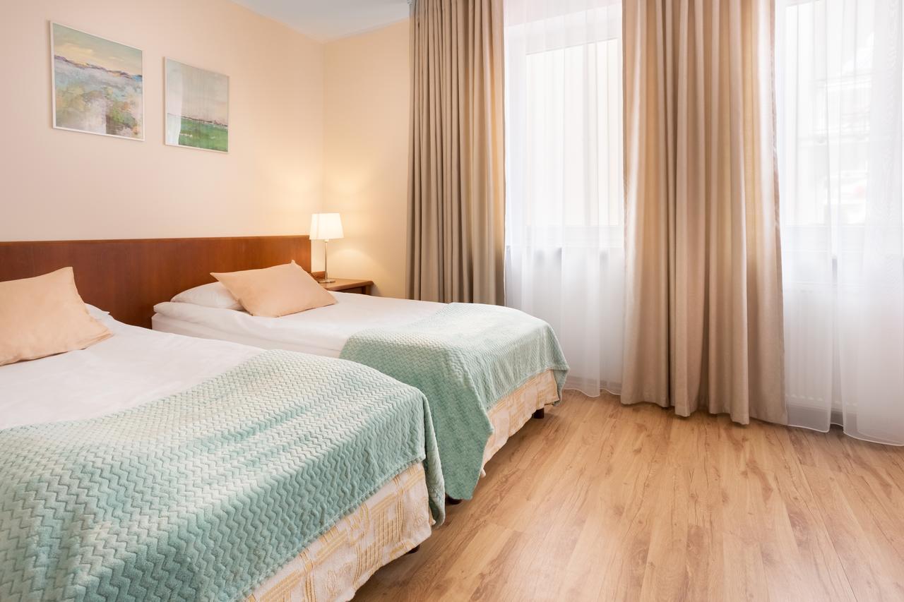 Olymp 114 I 120 Z Basenem, Sauna I Jacuzzi W Cenie Колобжег Екстер'єр фото