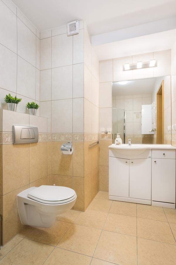 Olymp 114 I 120 Z Basenem, Sauna I Jacuzzi W Cenie Колобжег Екстер'єр фото